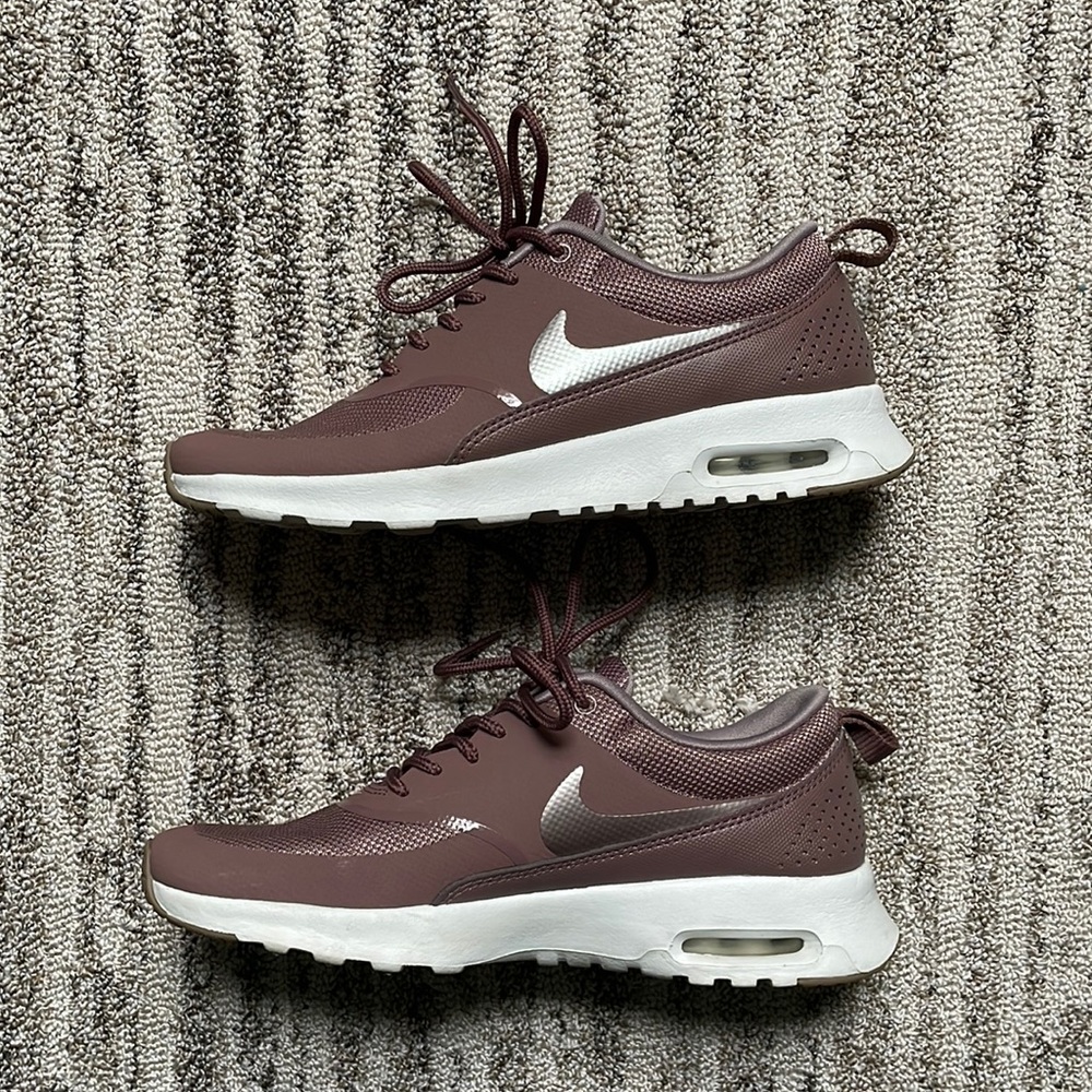 Nike Air Max Thea Size 7